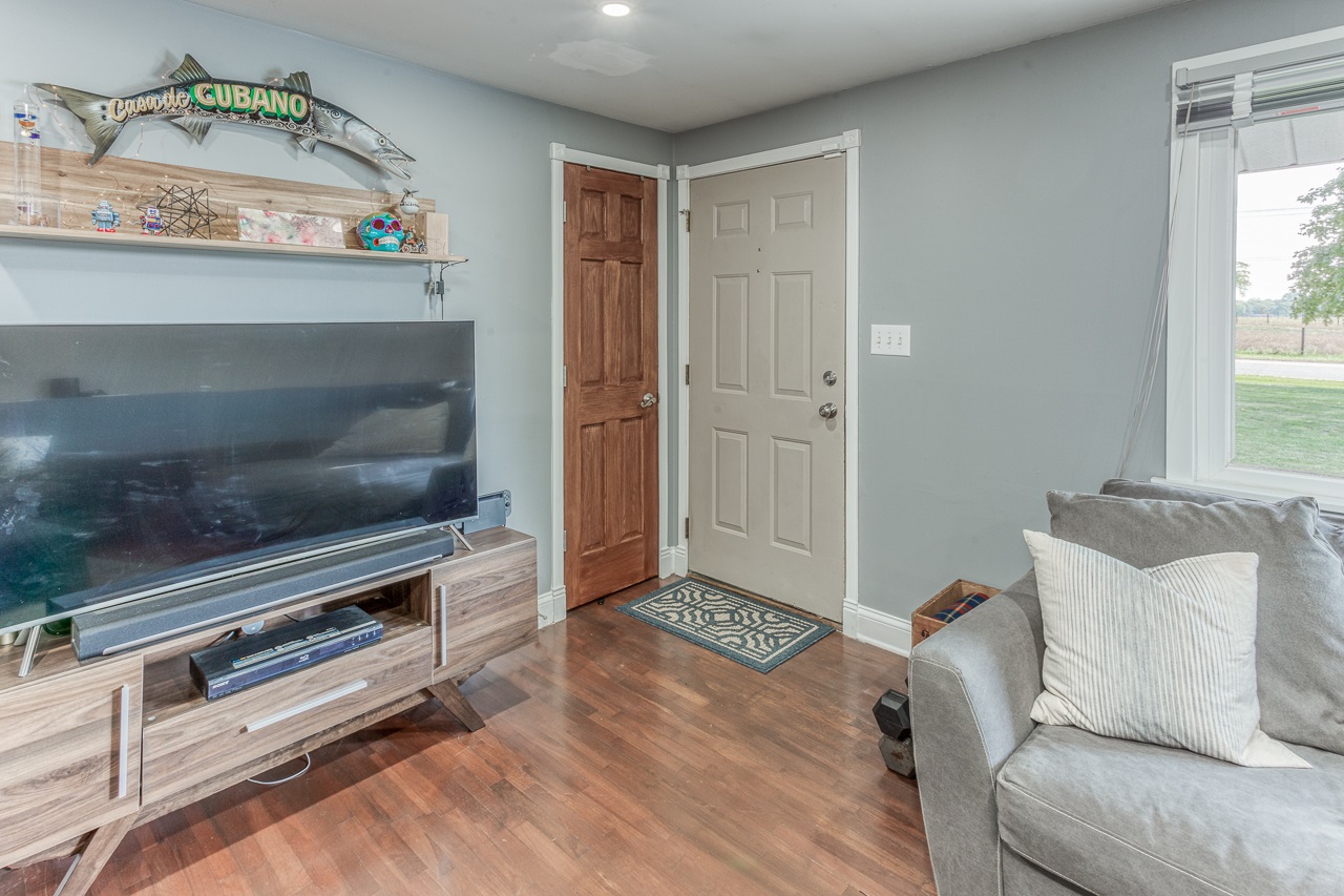 7232 Hessen Cassel Road Fort Wayne, IN 46816 - Photo 8 of 30 Gallery Image 8