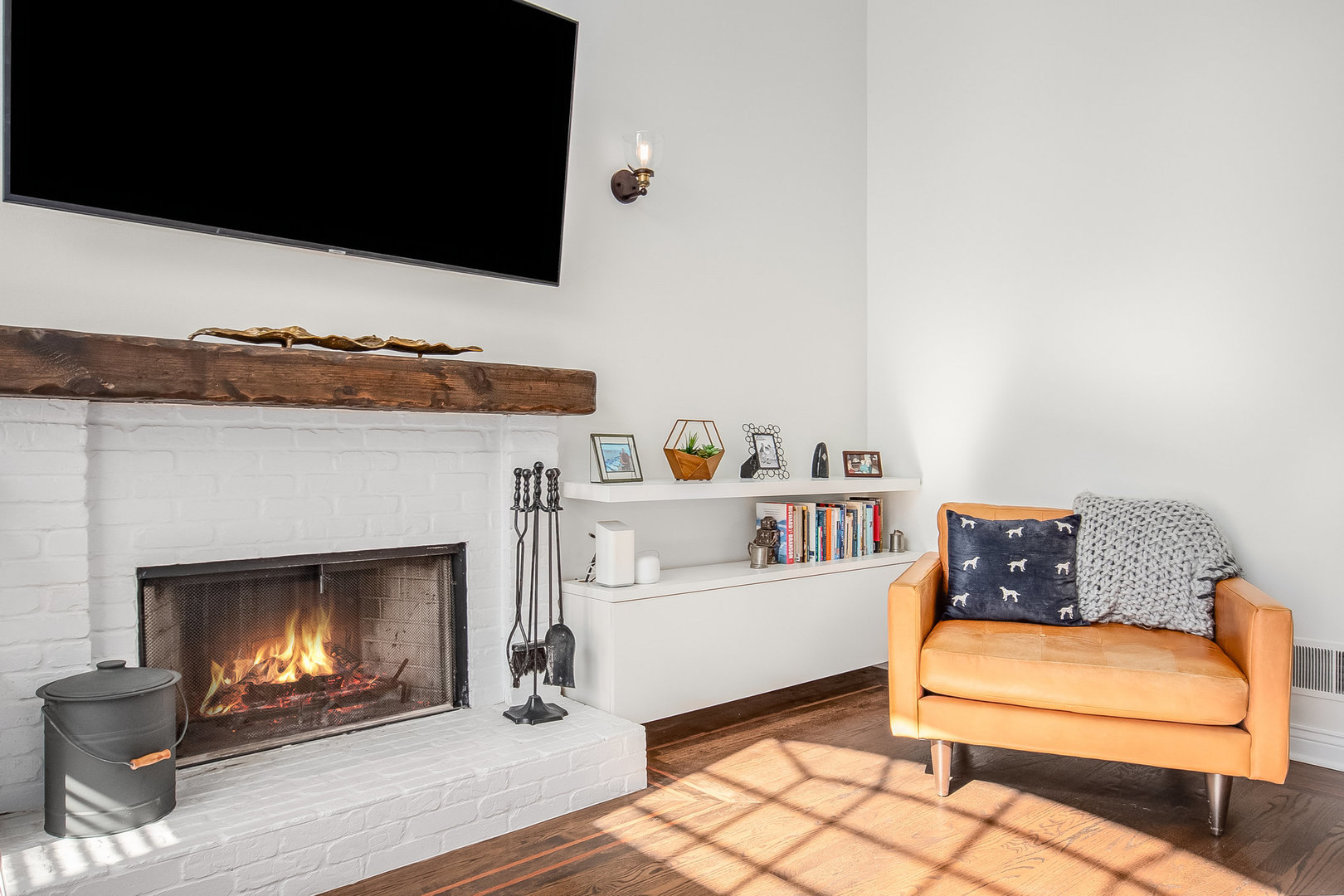 930 West Cuyler Avenue, Unit 3W Chicago, IL 60613 - Photo 6 of 25