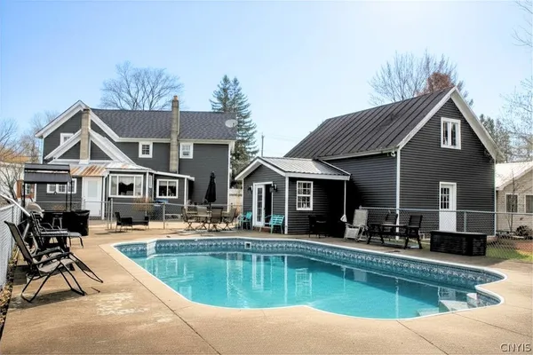 $384,900 | 32 Oswego Street, Camden, NY 13316