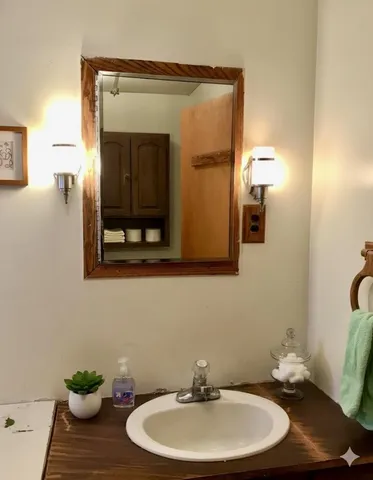 $154,900 | 331 West Wheatland Avenue, Remus, MI 49340