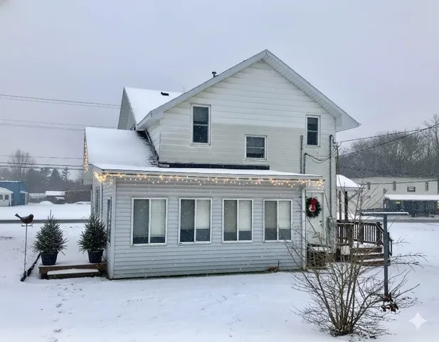 $154,900 | 331 West Wheatland Avenue, Remus, MI 49340