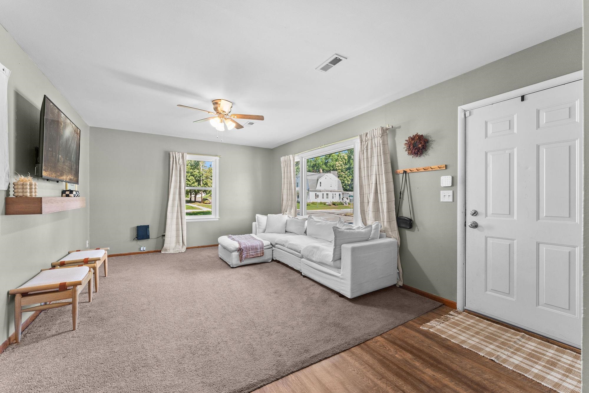 437 North Walnut Street Reedsburg, WI 53959 - Photo 13 of 37 Gallery Image 13
