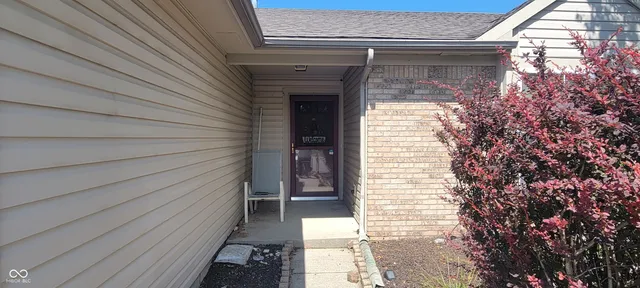 $235,000 | 8145 Sunset Court, Columbus, IN 47201