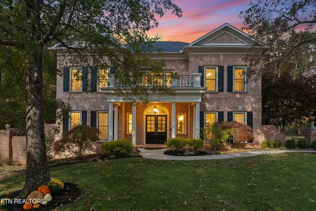 $899,999 | 1054 Colonial Drive, Morristown, TN 37814