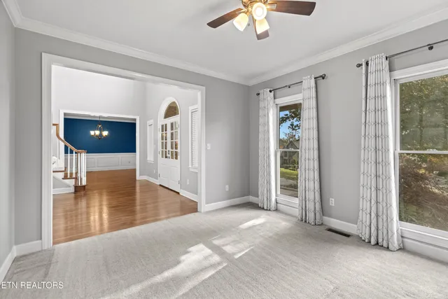 $899,999 | 1054 Colonial Drive, Morristown, TN 37814