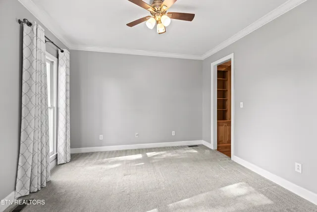 $899,999 | 1054 Colonial Drive, Morristown, TN 37814