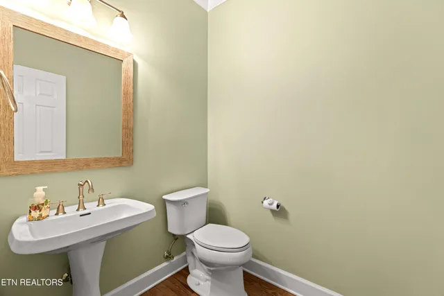 $899,999 | 1054 Colonial Drive, Morristown, TN 37814