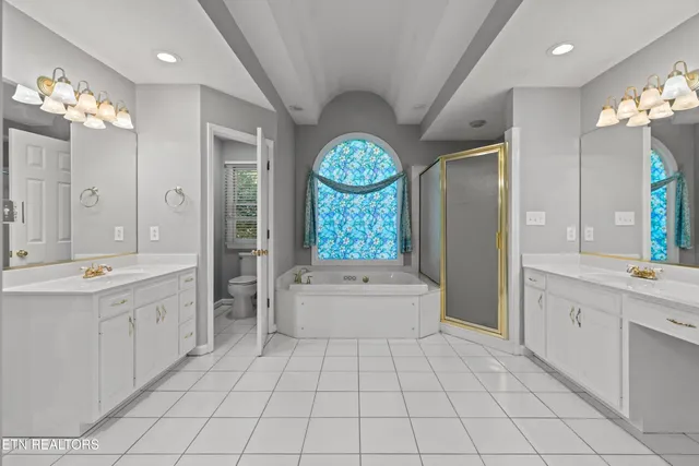 $899,999 | 1054 Colonial Drive, Morristown, TN 37814