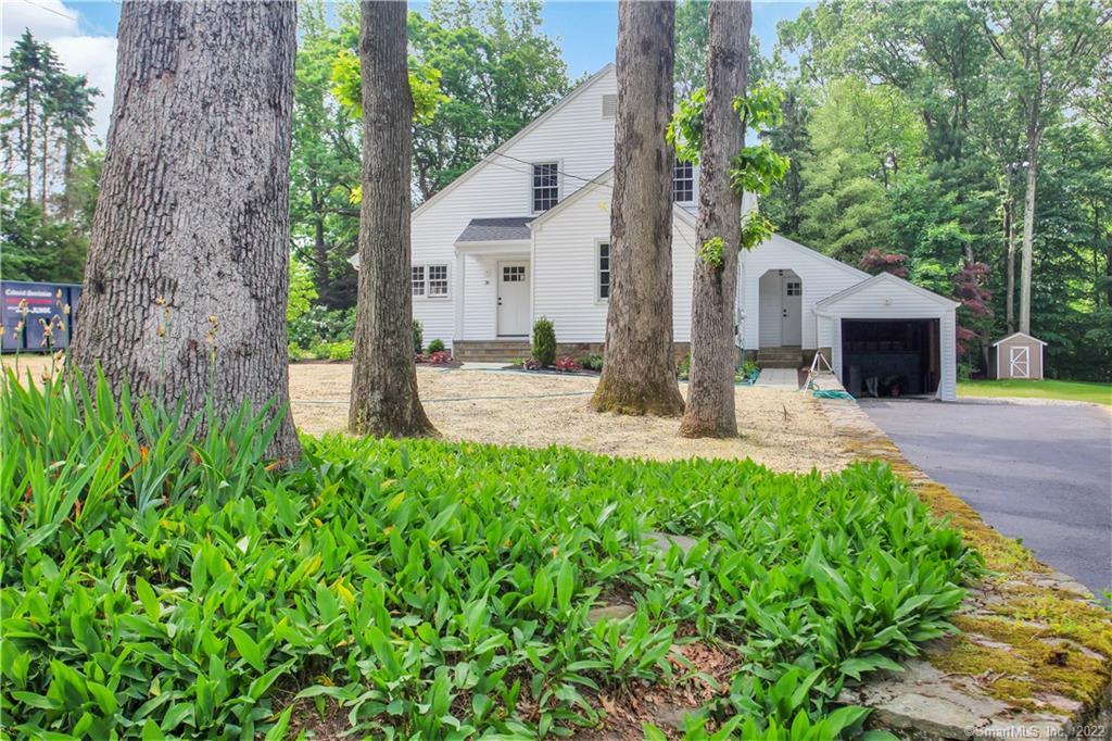 Welcome to 36 MacDonald Road in Trumbull, (Nichols)...