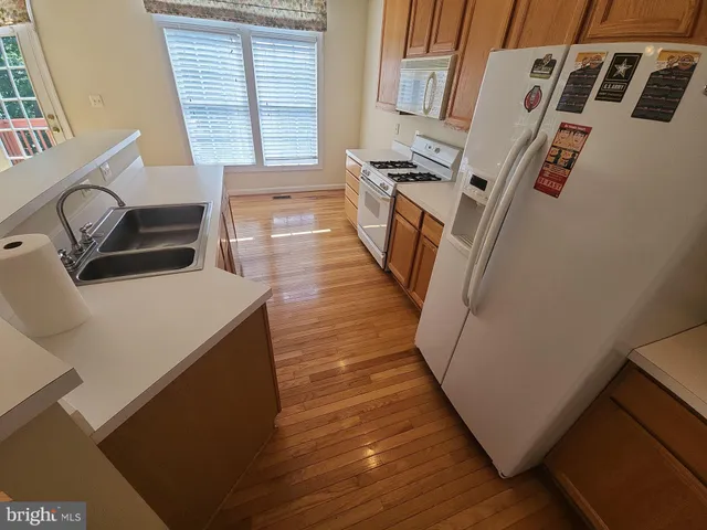 $3,250 | 6681 Debra Lu Way, Springfield, VA 22150