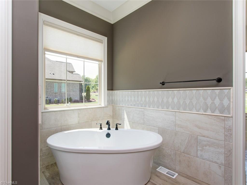 6637 Linville Ridge Drive Oak Ridge, NC 27310 - Photo 17 of 30