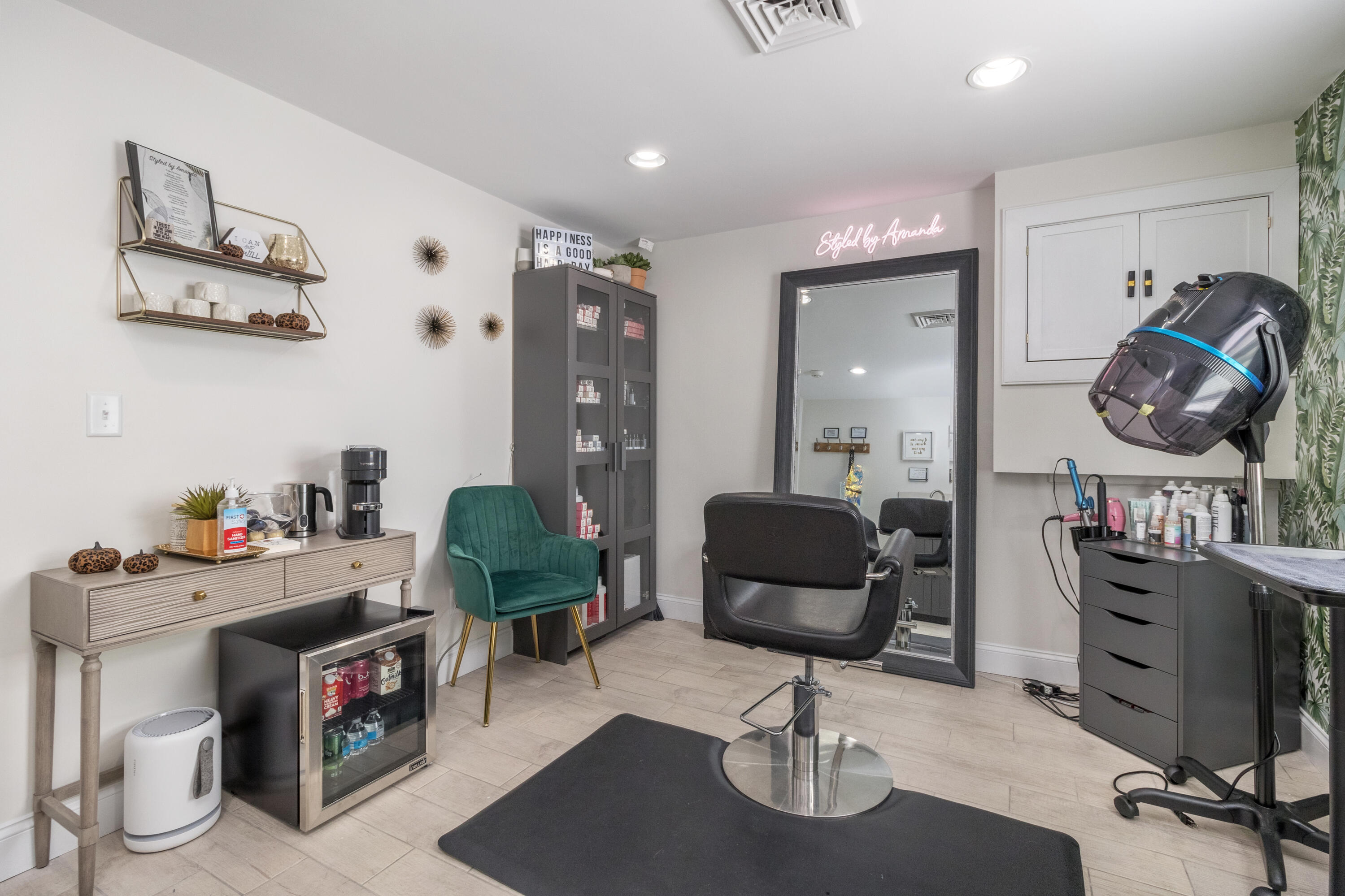 712 Main Street Hyannis, MA 02601 - Photo 46 of 88 Complete Amenities