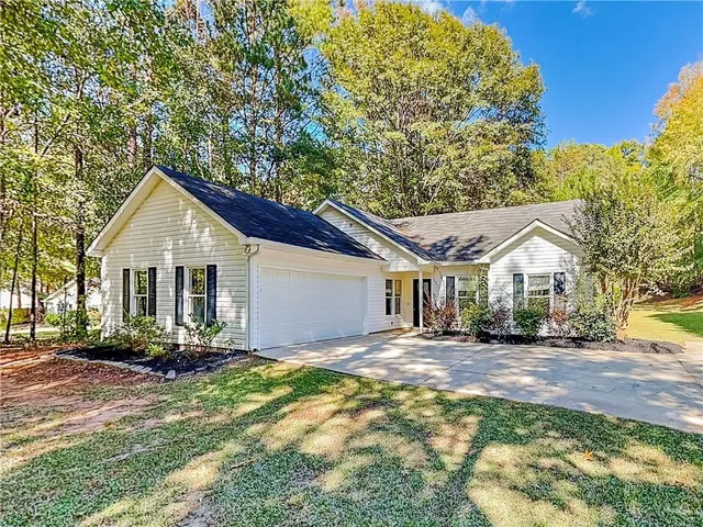 $1,865 | 365 Widewater Drive, Newnan, GA 30265