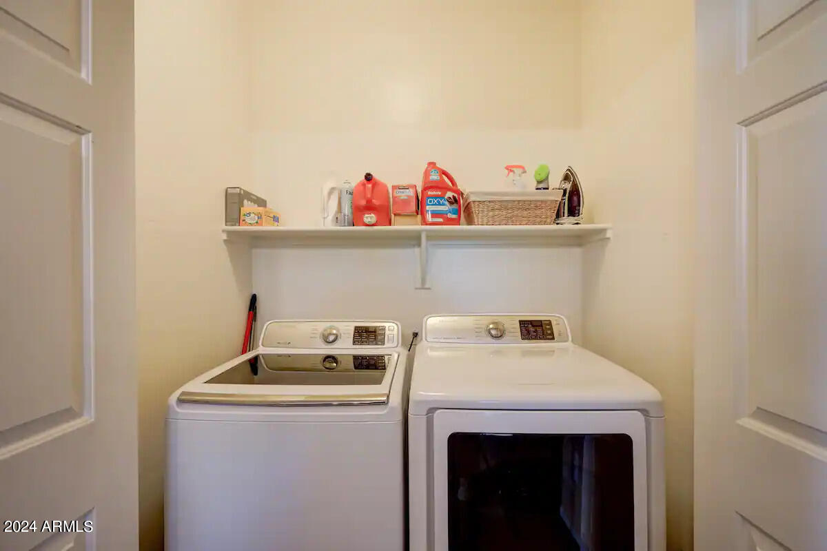 2155 North Grace Boulevard, Unit 210 Chandler, AZ 85225 - Photo 3 of 20 0d85ed84-e5e4-43cd-b591-c3eb856279a6