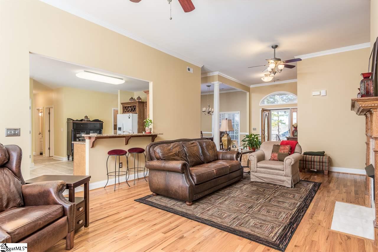 377 Old South Road Duncan, SC 29334 - Photo 7 of 29 Gallery Image 7