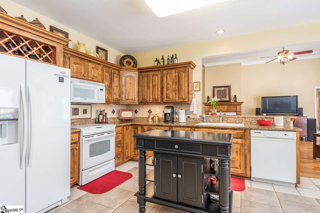 377 Old South Road Duncan, SC 29334 - Photo 9 of 29 Gallery Image 9