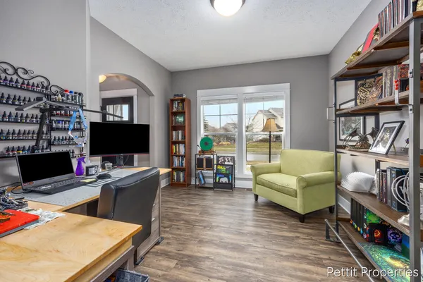 $599,000 | 3099 Lowingwood Court, Jenison, MI 49428