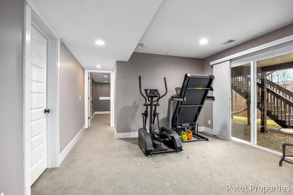 $599,000 | 3099 Lowingwood Court, Jenison, MI 49428