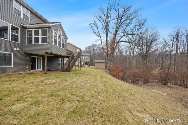 $599,000 | 3099 Lowingwood Court, Jenison, MI 49428