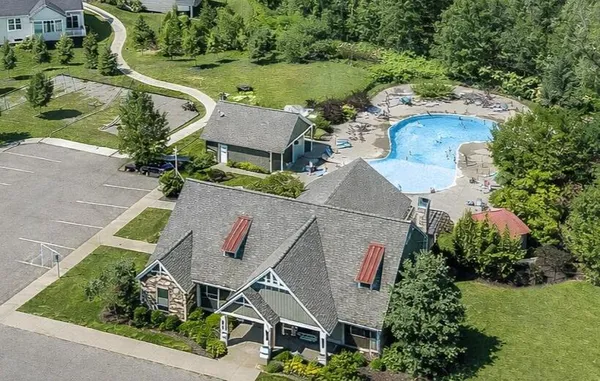 $599,000 | 3099 Lowingwood Court, Jenison, MI 49428