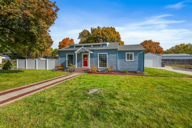 $415,000 | 1424 North Greenacres Road, Spokane Valley, WA 99016