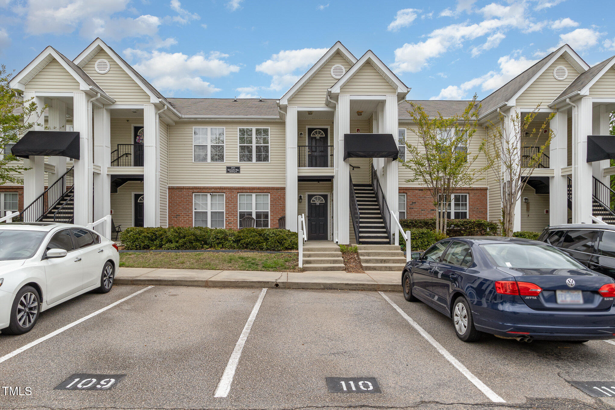 2411 Vancastle Way, Unit 202 Raleigh, NC 27617 - Photo 26 of 28 002_file_375
