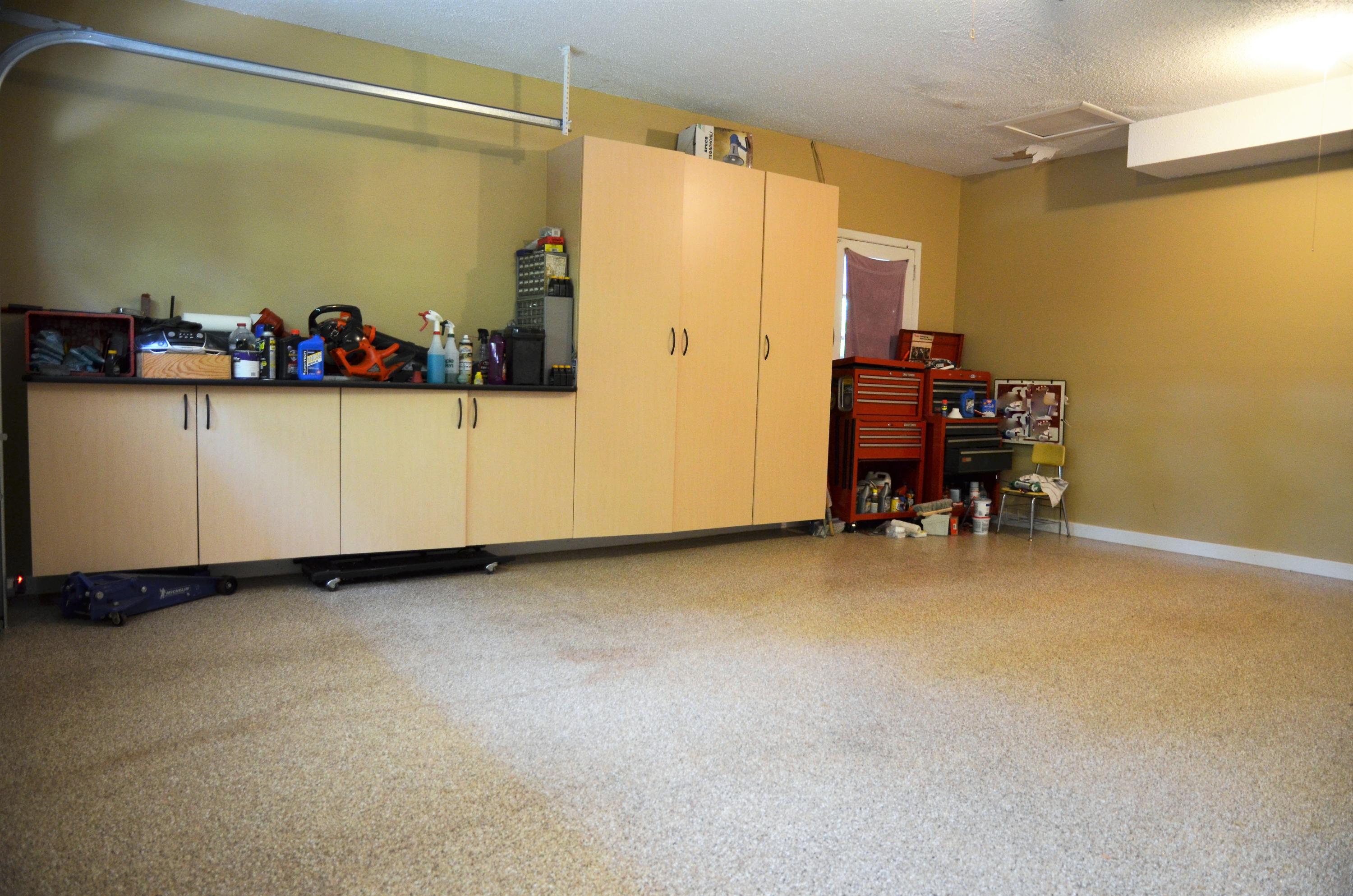 923 Parrish Road Knoxville, TN 37923 - Photo 28 of 30 Garage