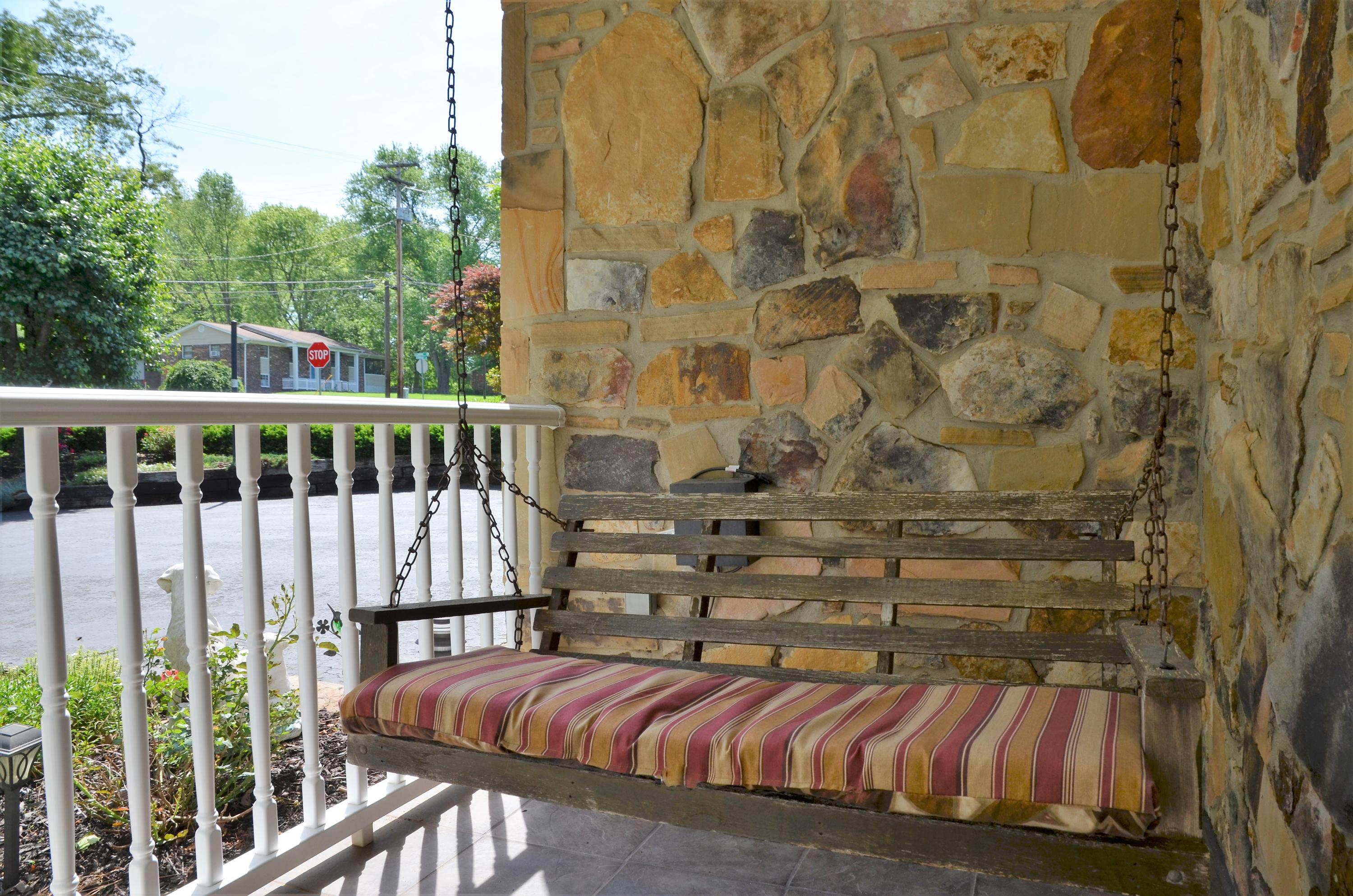 923 Parrish Road Knoxville, TN 37923 - Photo 4 of 30 Porch Swing