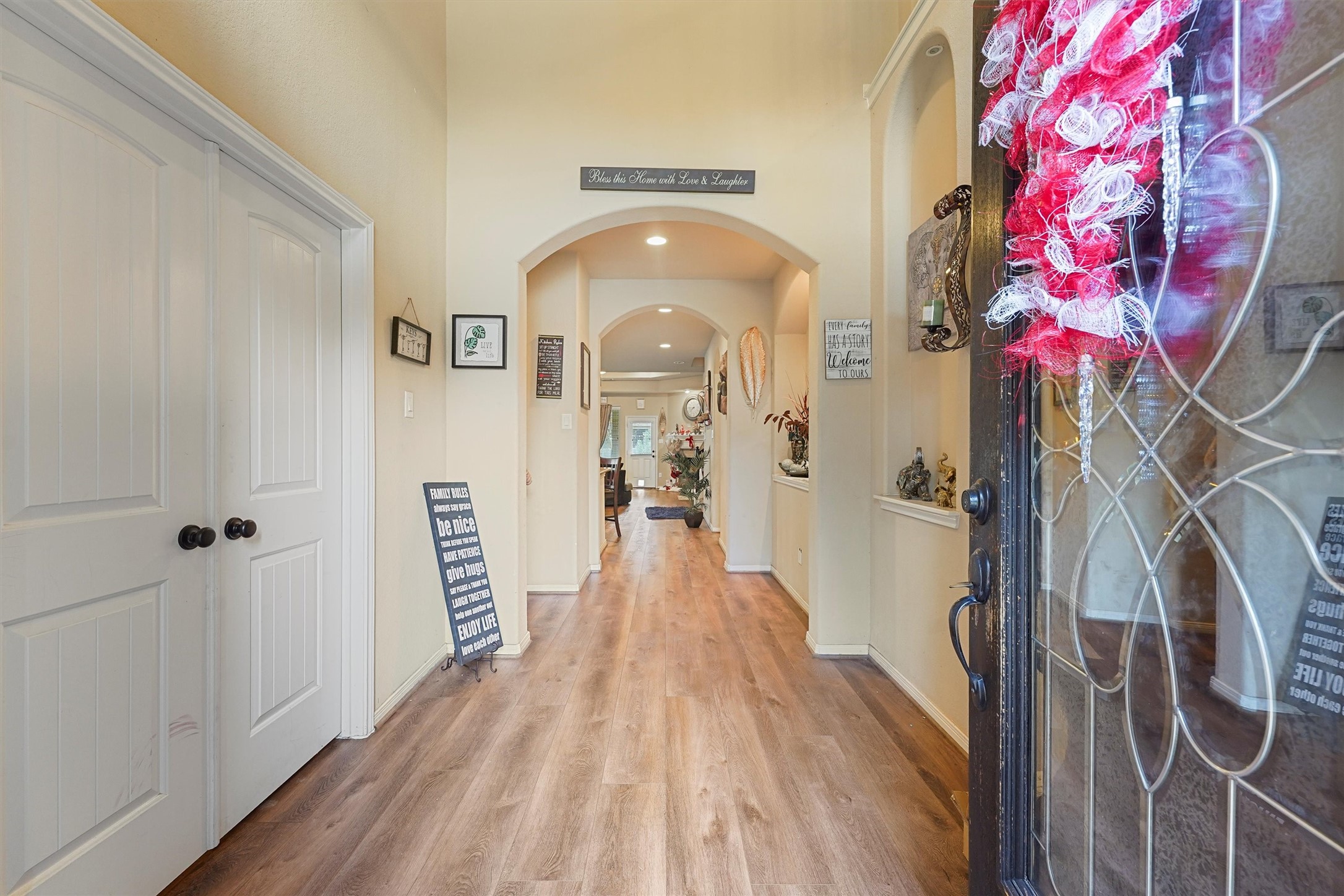 111 Quail Meadow Drive Conroe, TX 77384 - Photo 2 of 15