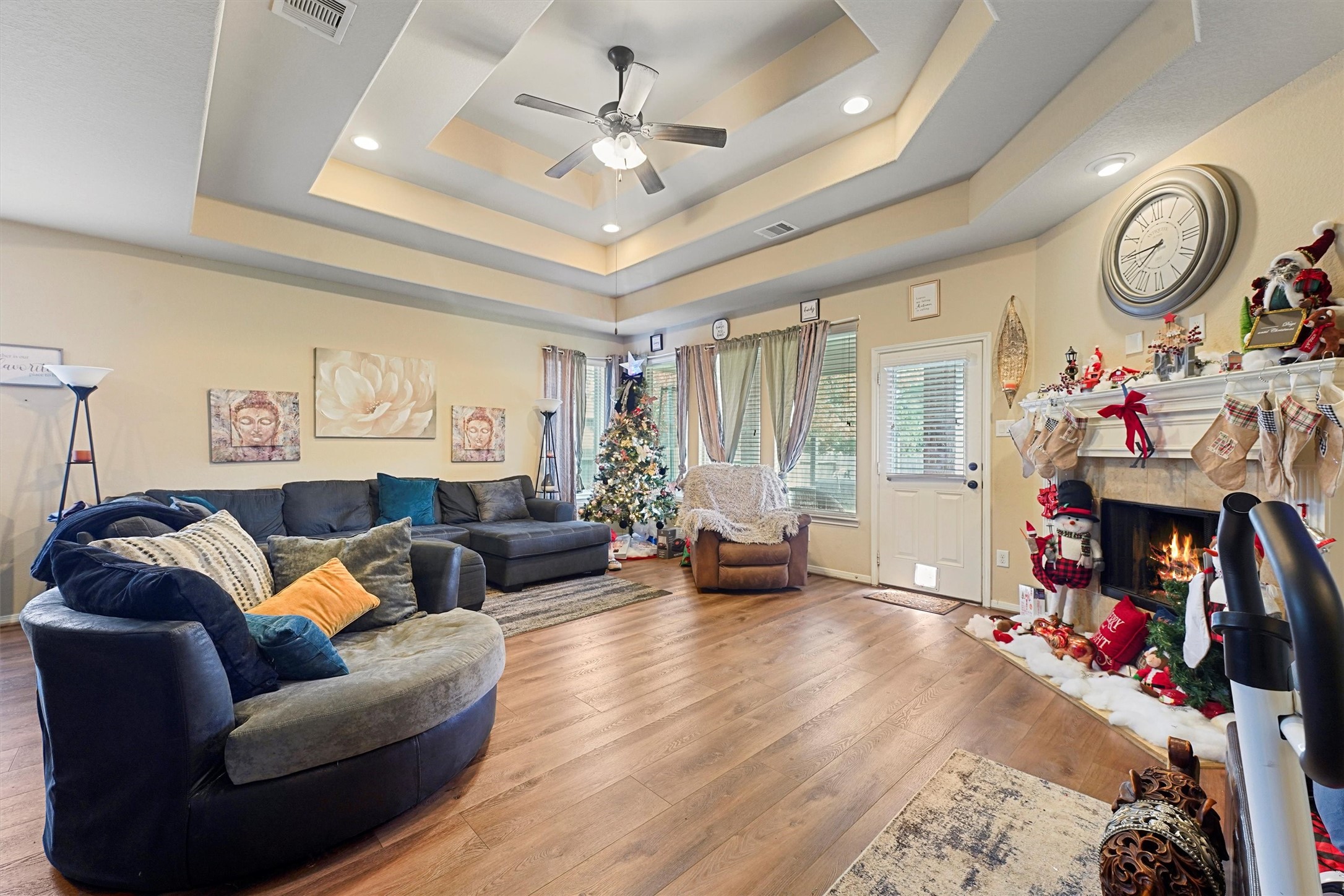 111 Quail Meadow Drive Conroe, TX 77384 - Photo 3 of 15