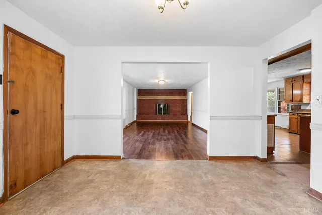 $382,000 | 687 Hixburg Road, Pamplin, VA 23958