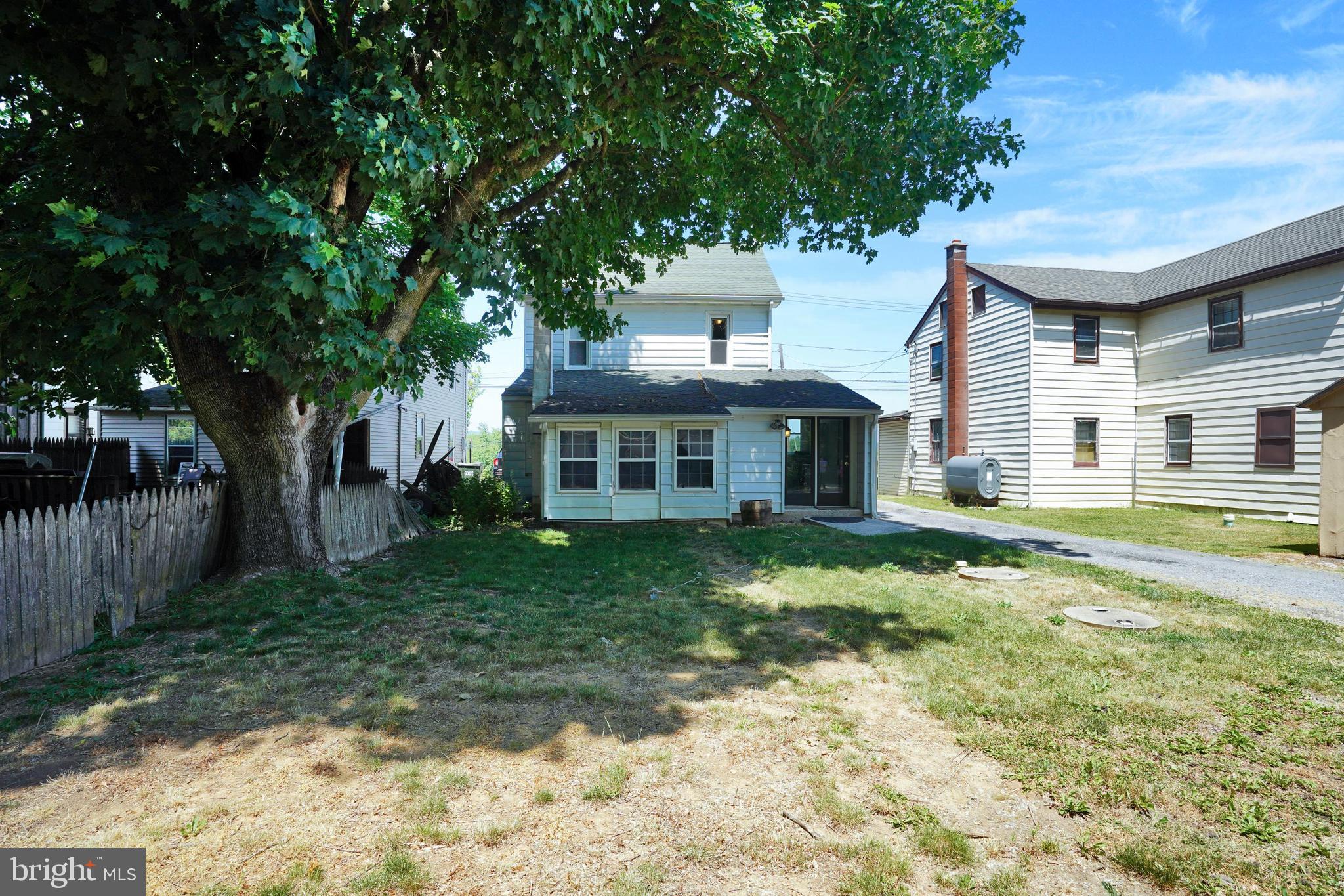 1297 Newport Road Manheim, PA 17545 - Photo 22 of 24 Back of house