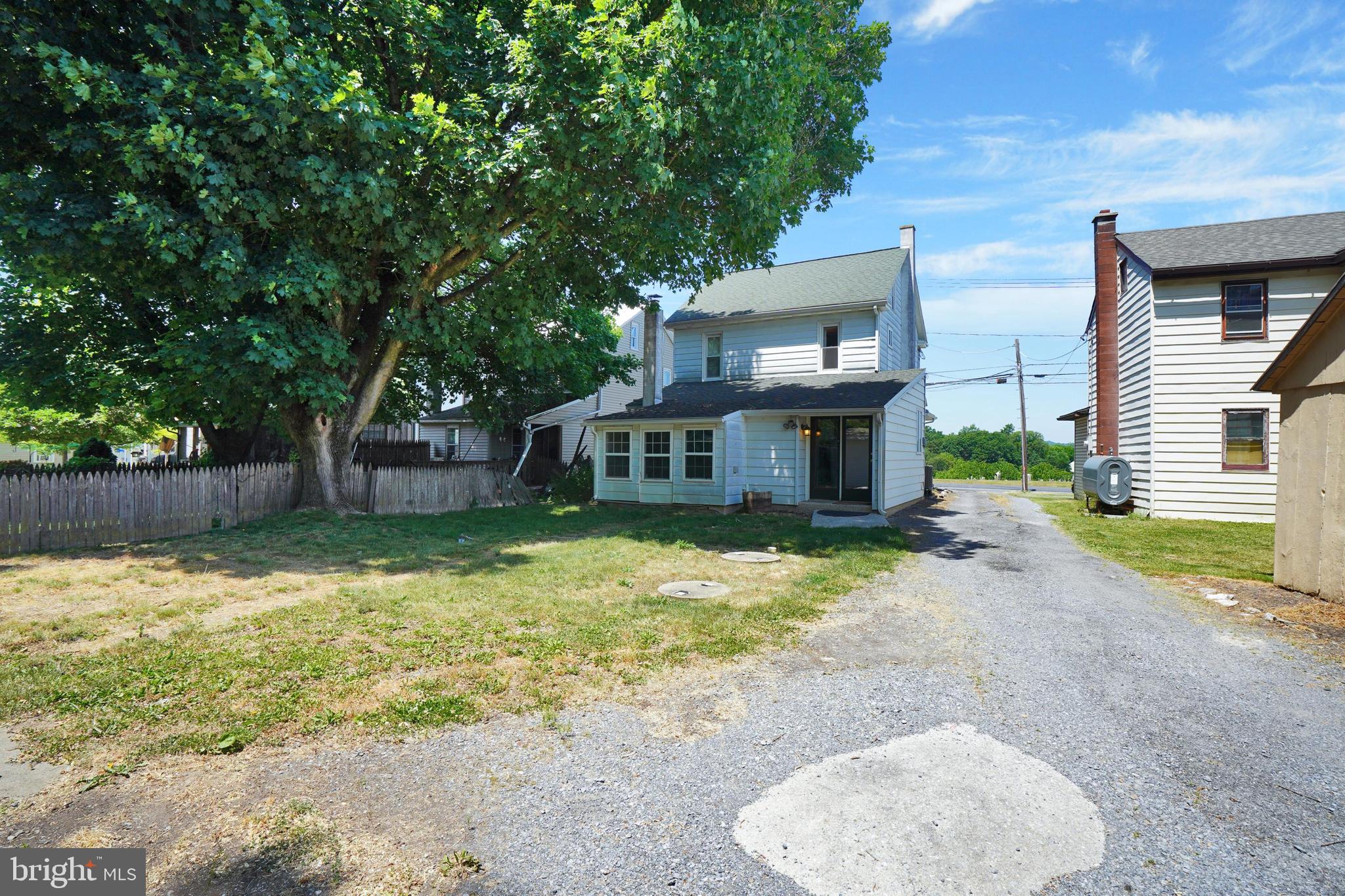 1297 Newport Road Manheim, PA 17545 - Photo 23 of 24 Back Veiw