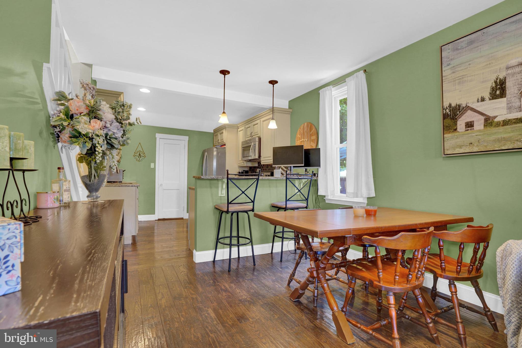 1297 Newport Road Manheim, PA 17545 - Photo 9 of 24 Dining/Kitchen