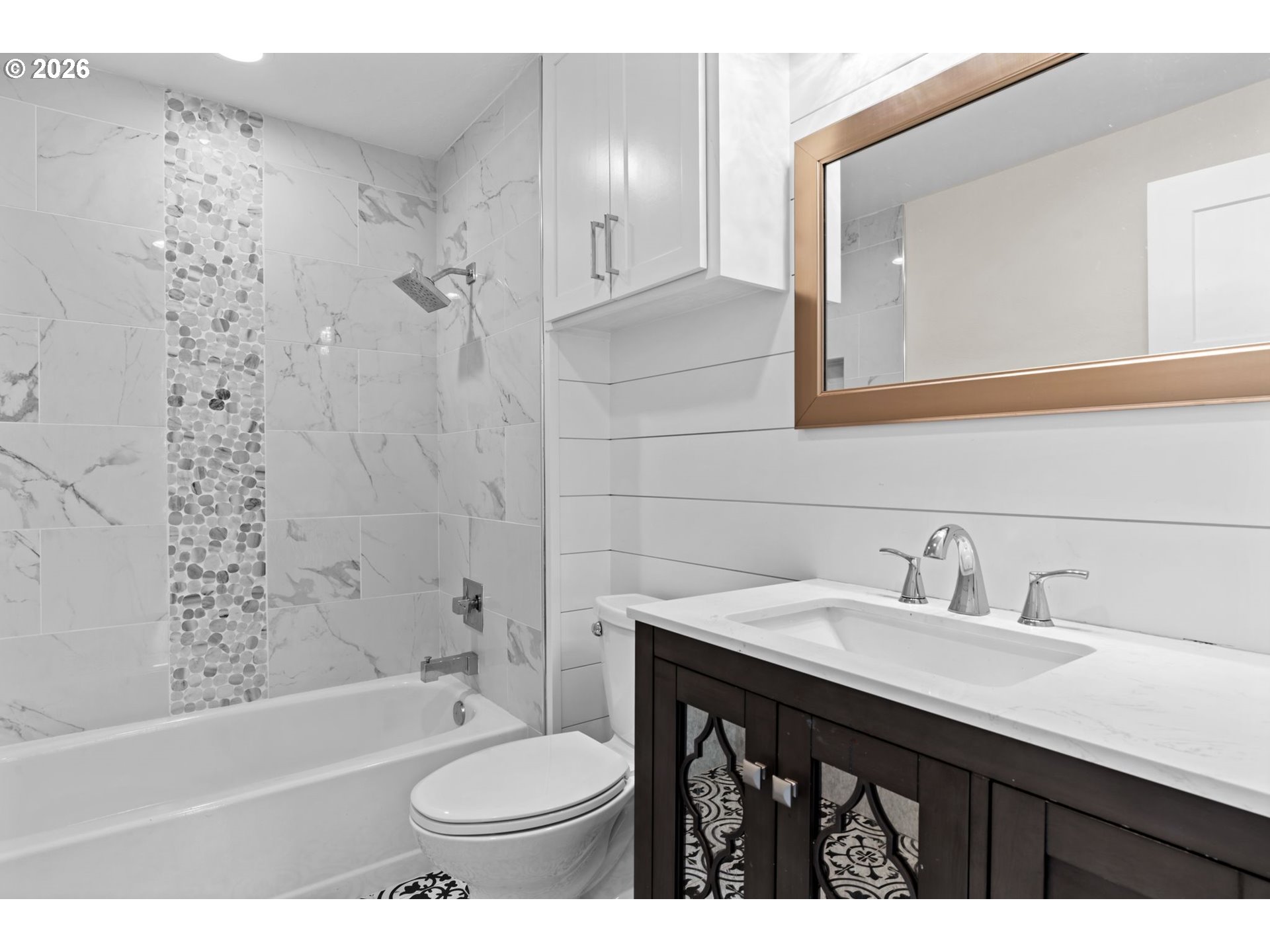 855 Calvin Street Eugene, OR 97401 - Photo 14 of 24 Bathroom