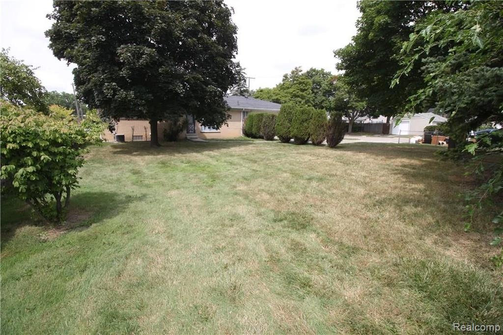 25250 Alex Street Center Line, MI 48015 - Photo 26 of 26