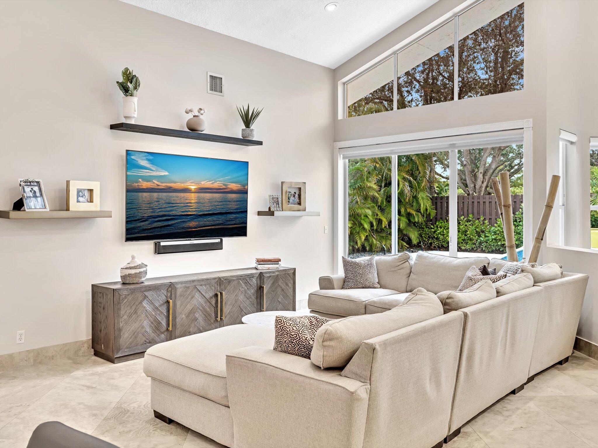 3924 Northwest 25th Way Boca Raton, FL 33434 - Photo 16 of 80 15-DSC00071
