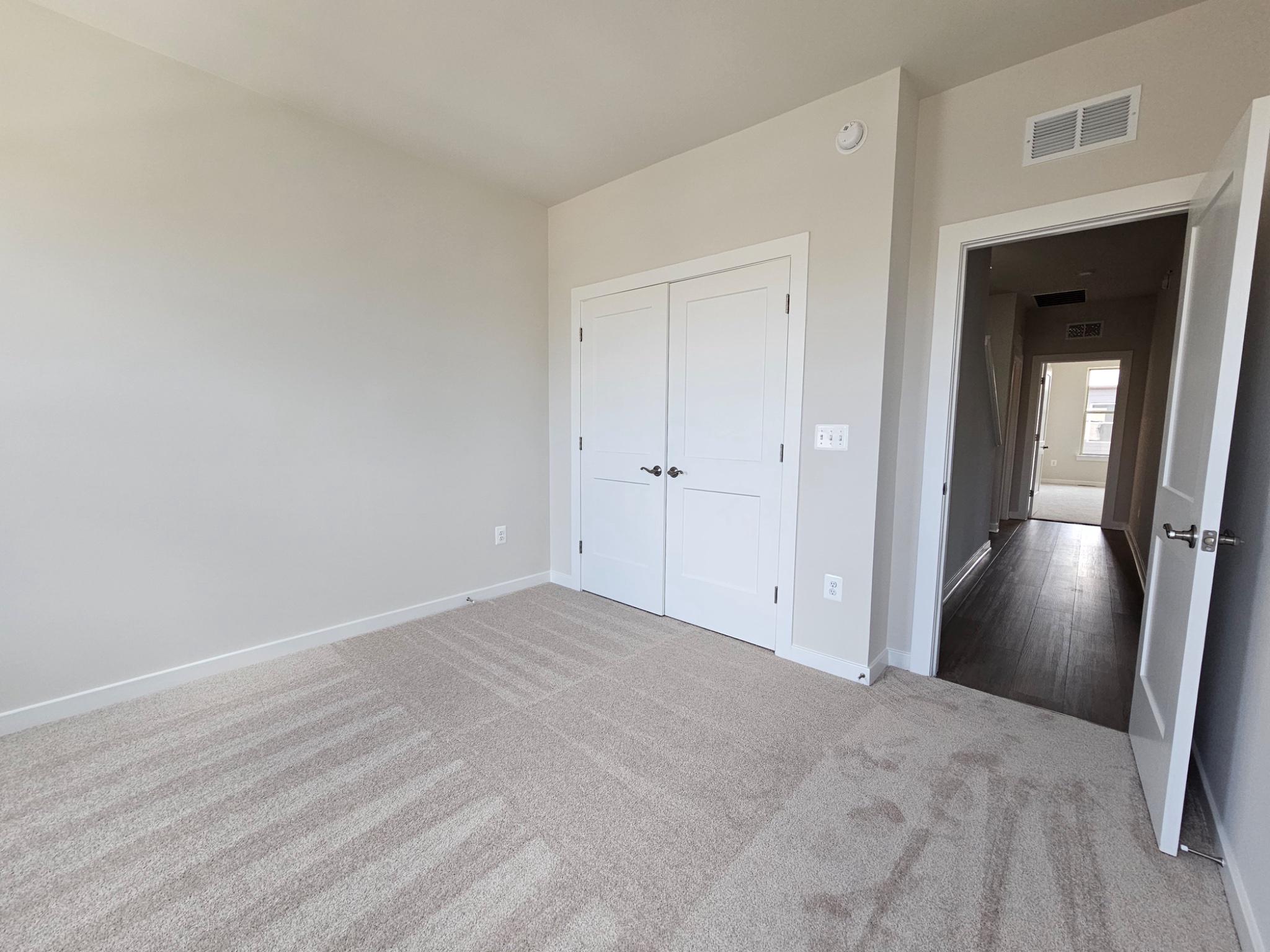 13721 Cobble Loop Woodbridge, VA 22193 - Photo 20 of 27 Second bedroom.