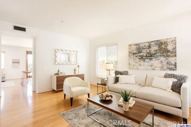 $4,800 | 10040 West Meritage Court, Sun Valley, CA 91352