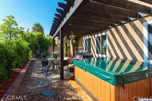 $4,800 | 10040 West Meritage Court, Sun Valley, CA 91352