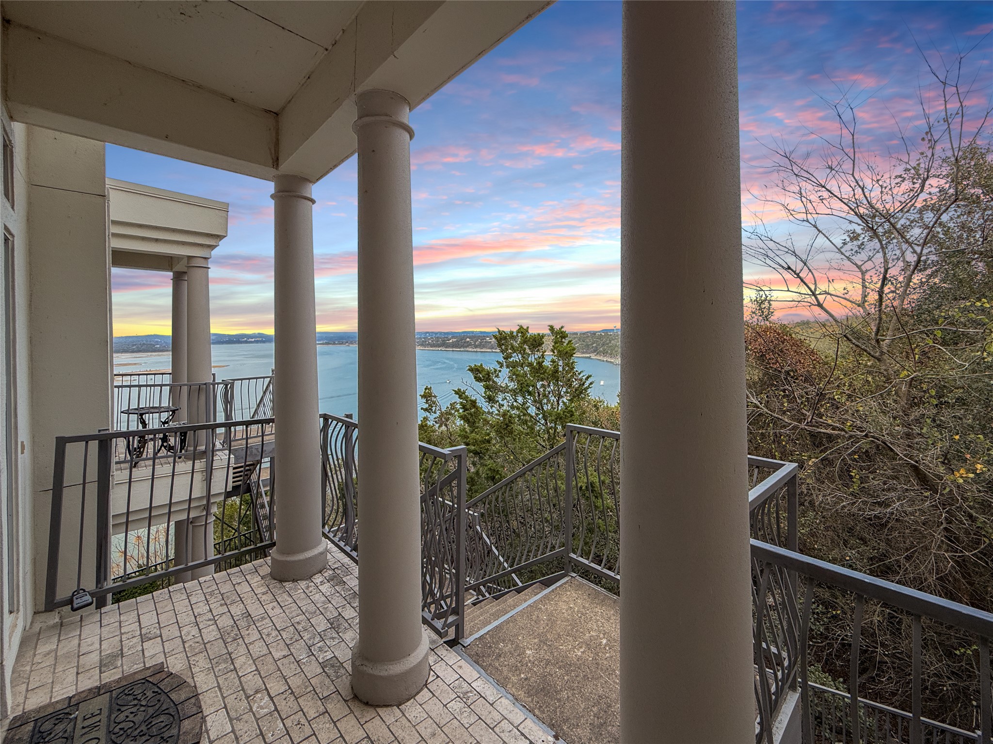 2918 Ranch Road 620 North, Unit Y199 Austin, TX 78734 - Photo 3 of 39 a view of backyard from balcony