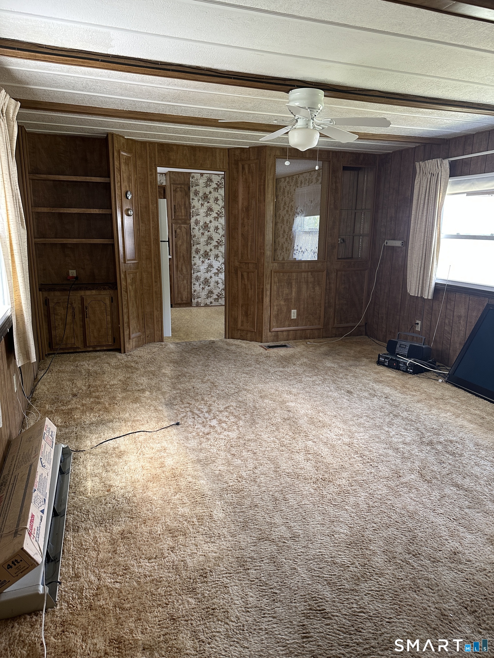 46 Edstrom Road Marlborough, CT 06447 - Photo 8 of 17 Large Living room