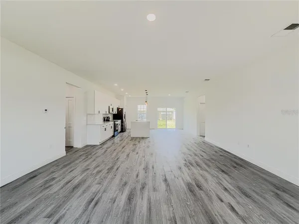 $1,950 | 14245 Southwest 28th Court, Ocala, FL 34473