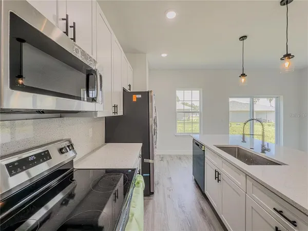 $1,950 | 14245 Southwest 28th Court, Ocala, FL 34473