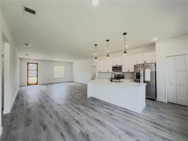 $1,950 | 14245 Southwest 28th Court, Ocala, FL 34473