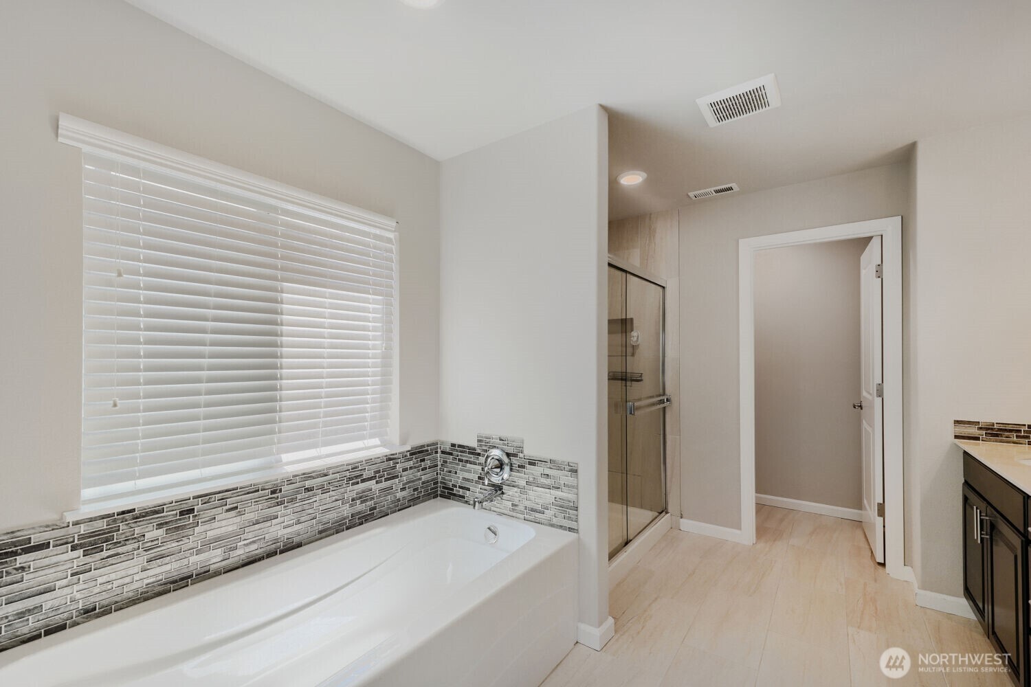 18623 39th Drive Southeast Bothell, WA 98012 - Photo 21 of 33