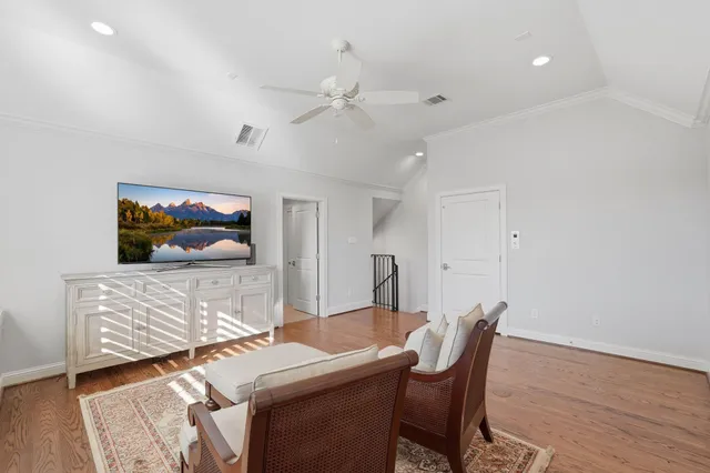 $769,900 | 259 Green Boulevard, Shenandoah, TX 77384