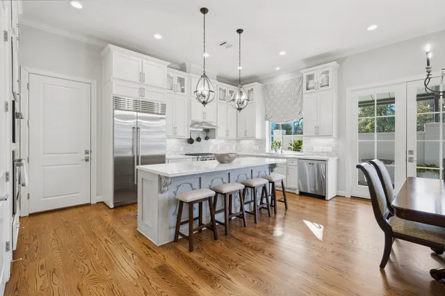 $769,900 | 259 Green Boulevard, Shenandoah, TX 77384