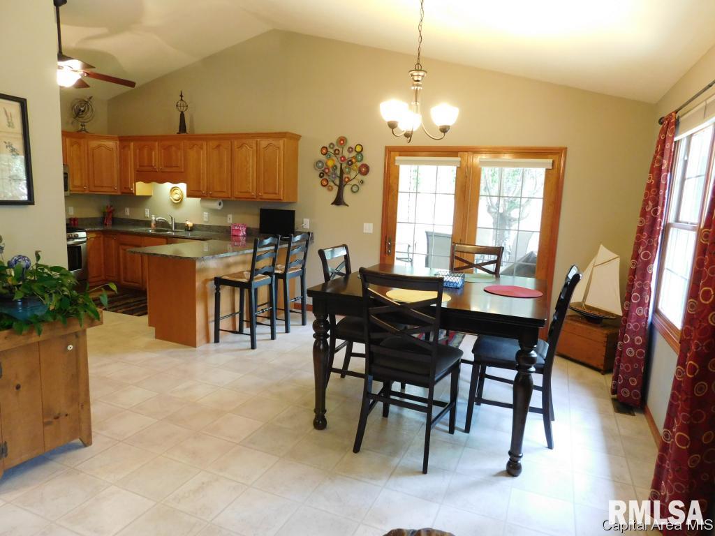 6805 Ninebark Drive Springfield, IL 62712 - Photo 12 of 33 Gallery Image 12