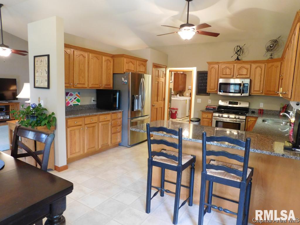 6805 Ninebark Drive Springfield, IL 62712 - Photo 17 of 33 Gallery Image 17